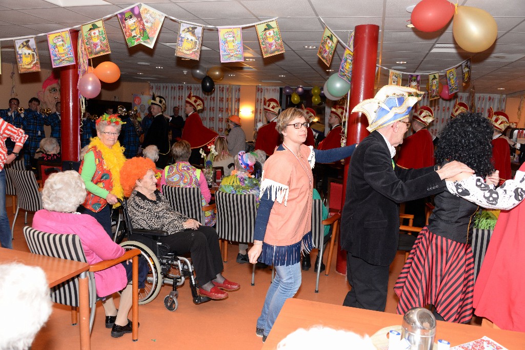 ../Images/Carnaval in Munnekeweij 096.jpg